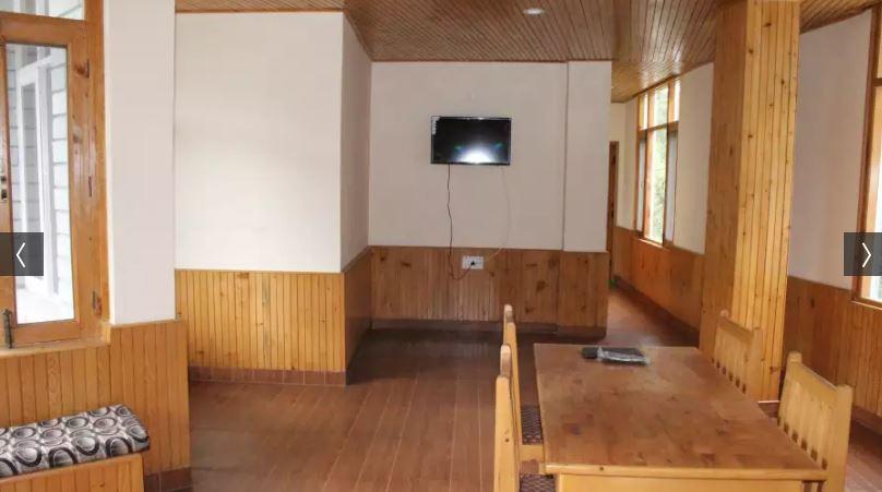 Hotel Manali Continental Экстерьер фото