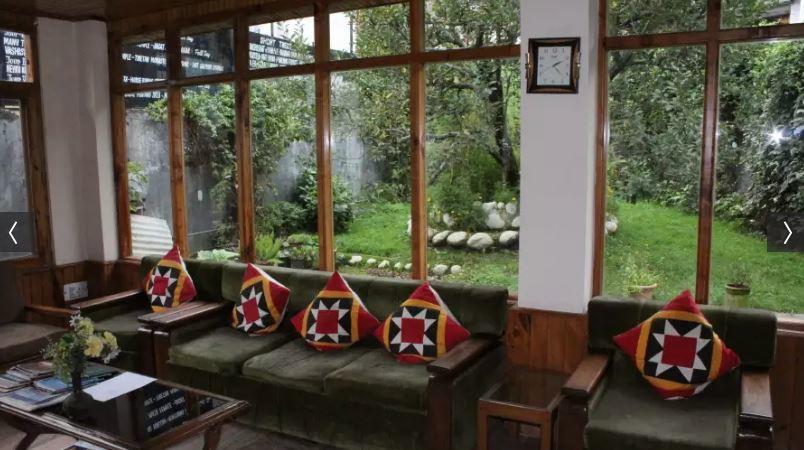 Hotel Manali Continental Экстерьер фото